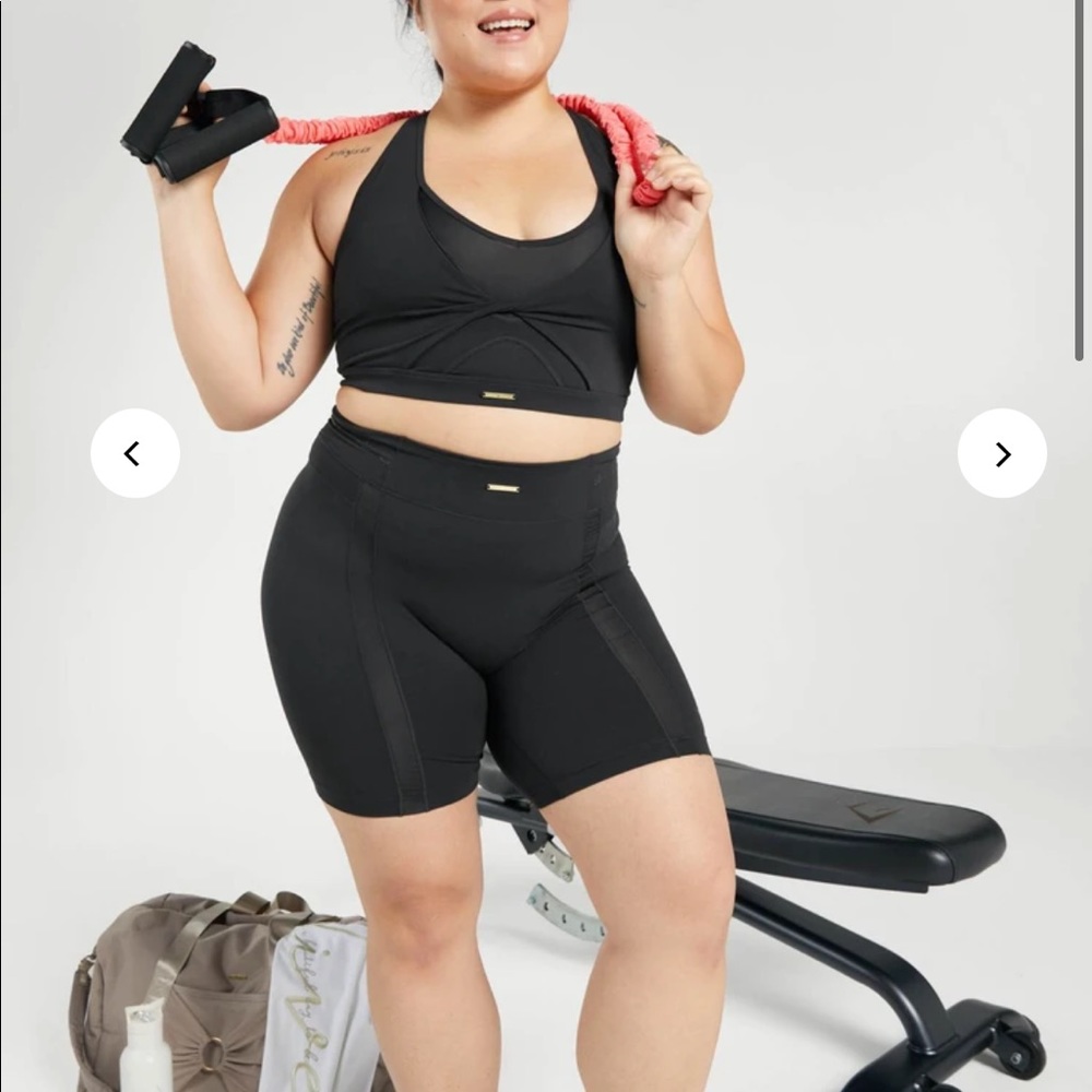 Whitney Mesh Sports Bra Gymshark Black L